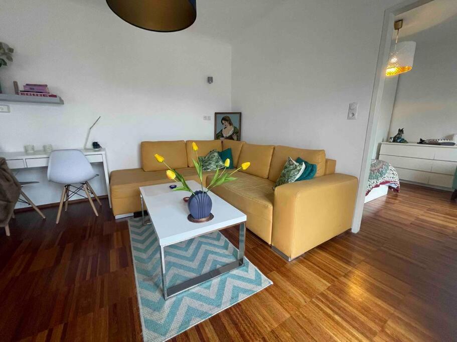 Апартаменти Cosy Flat With Huge Terrasse! Long Or Shortterm Відень Екстер'єр фото
